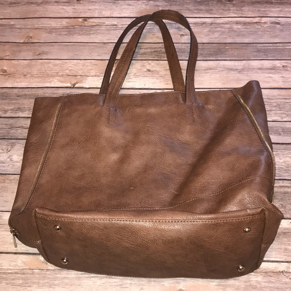 Adjustable Width Tote Bag